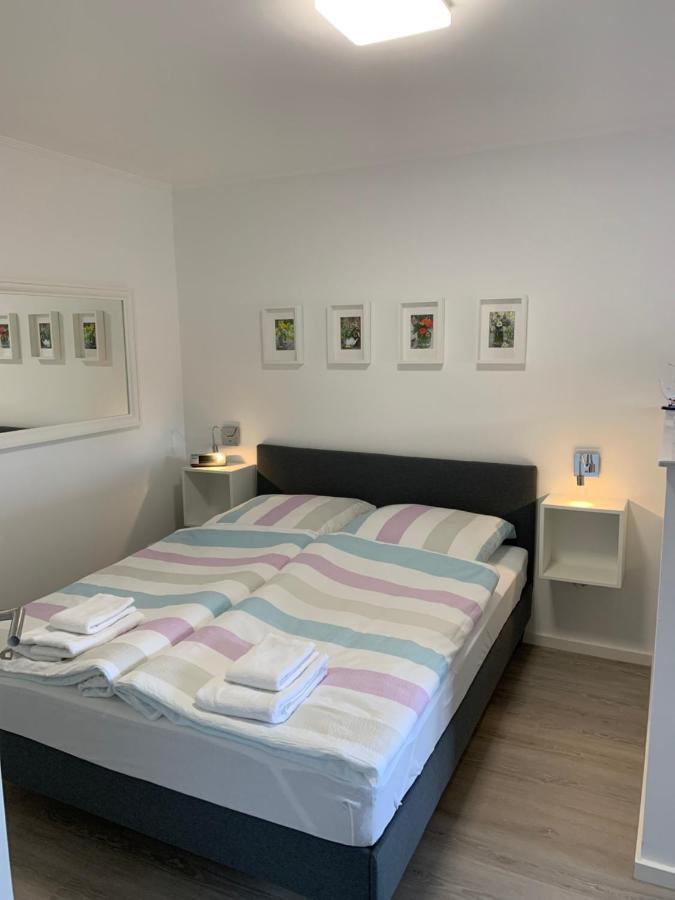 Labud 20 Am Ploener See In Bosau Exterior foto